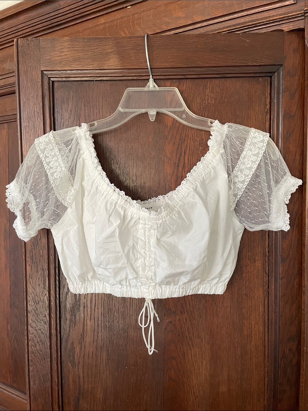 Clearlove White Cotton/Lace Short Sleeve Cropped Wide Scoop Neck Top